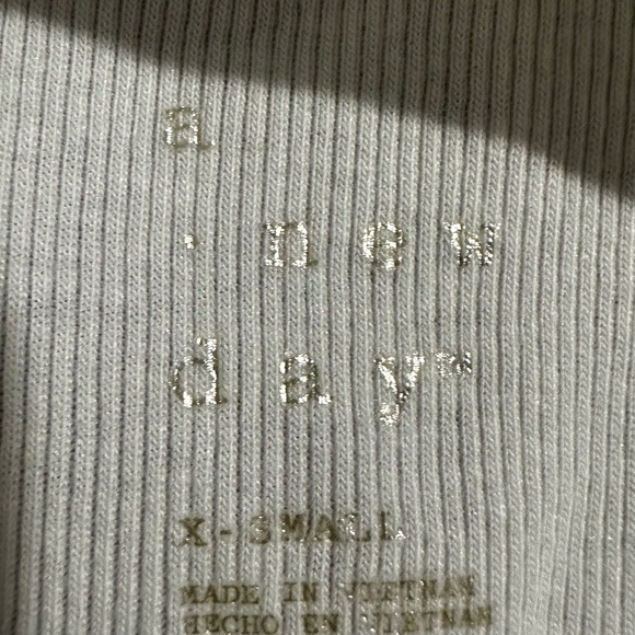 a new day ribbed t-shirt - Picture 2 of 3